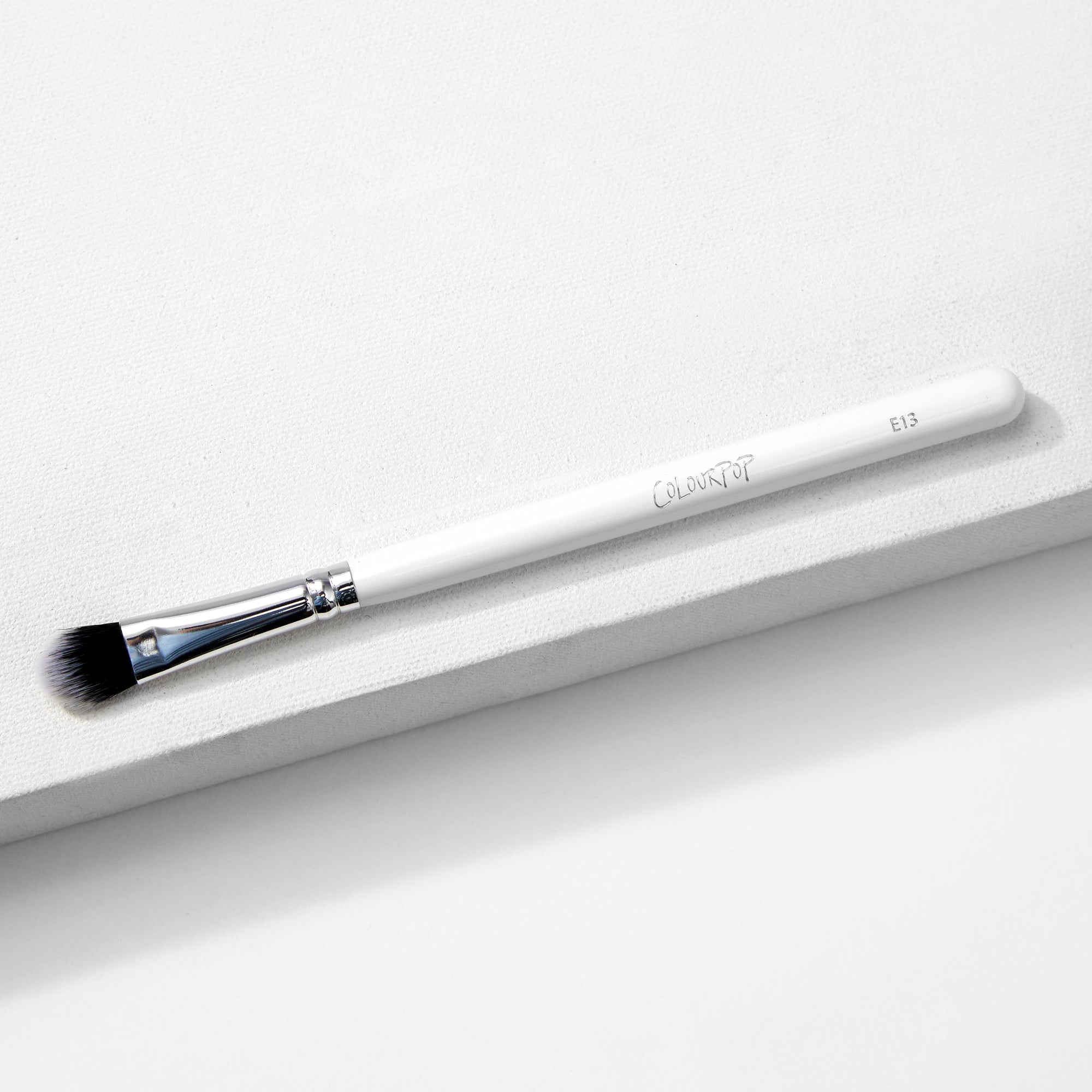 Large Shader Brush - ColourPop